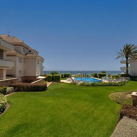 322 Heaven Apartments, Guadalmansa Playa Apartment
