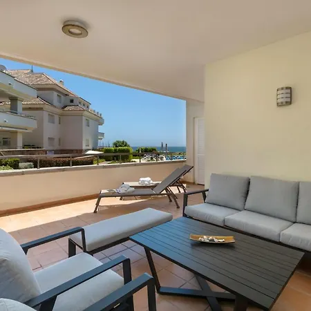 322 Heaven Apartments, Guadalmansa Playa Apartment Estepona